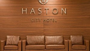 Haston Hotel v Poľsku Wroclaw, ktorý postavil byt na konferenciu voľného času